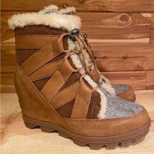 Sorel Joan of arc ankle boot